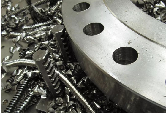 因此，設(shè)備接口或閥門上的法蘭連接尺寸